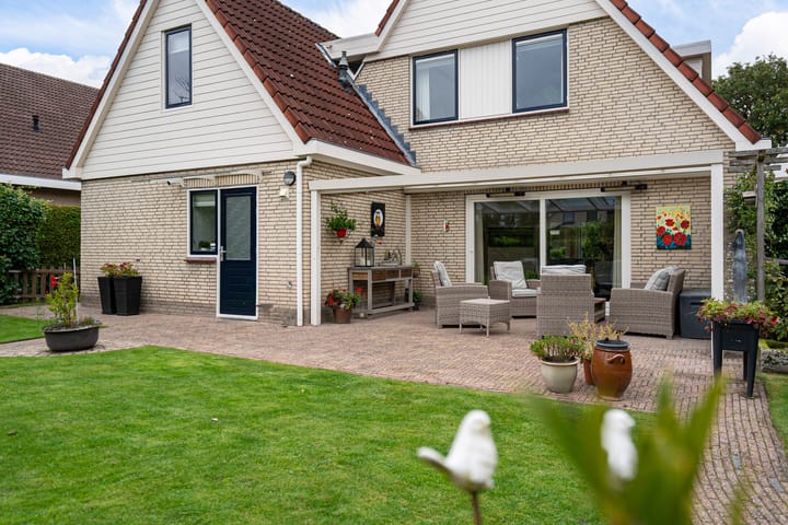 Foto 39 van Smaragdstoep 16