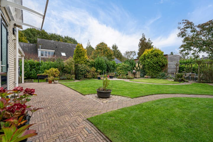 Foto 44 van Smaragdstoep 16