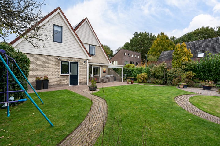 Foto 45 van Smaragdstoep 16