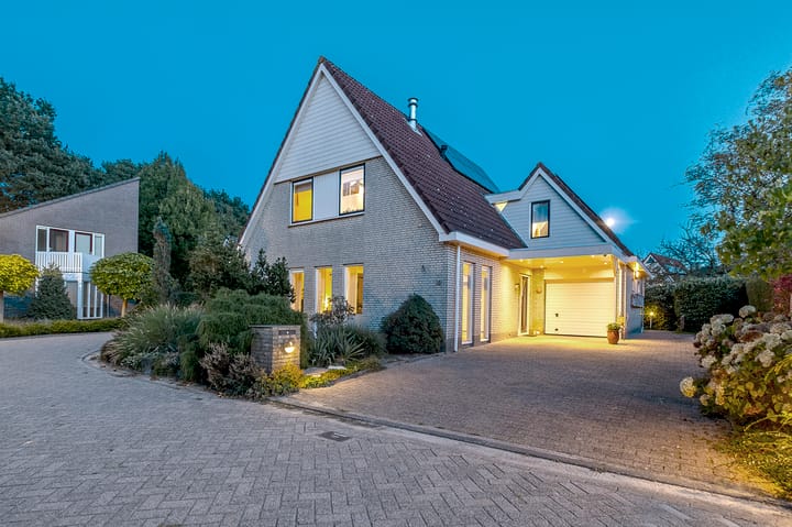 Foto 57 van Smaragdstoep 16