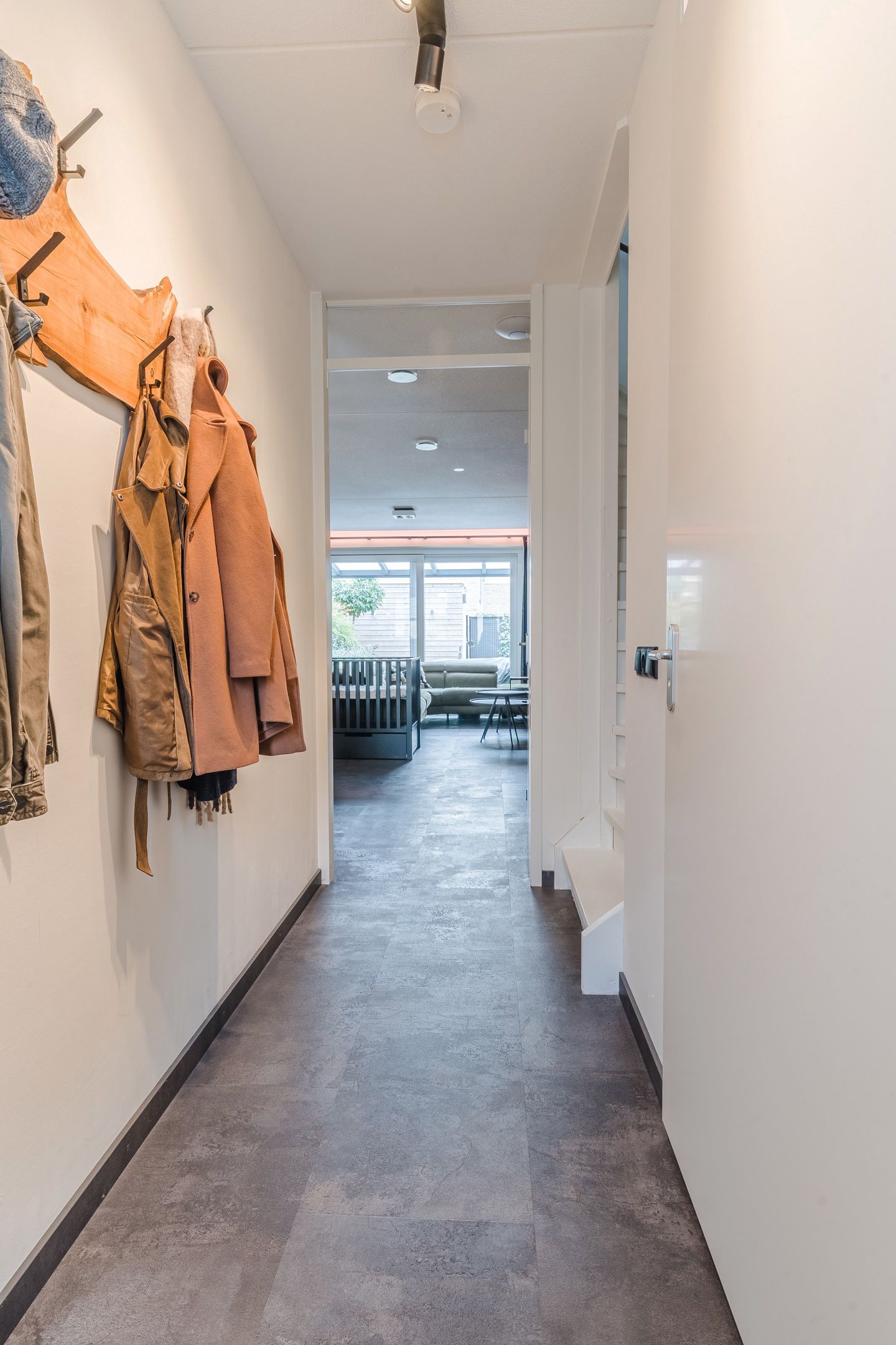 Foto 10 van Johan de Wittstraat 36