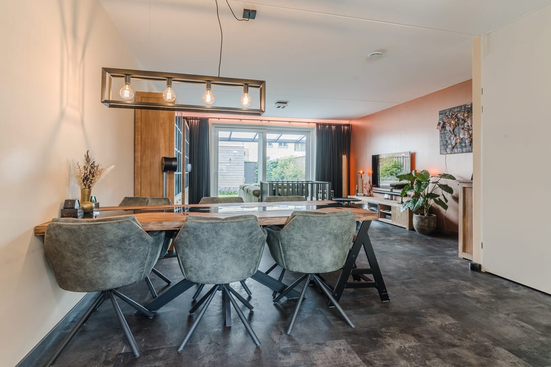 Foto 13 van Johan de Wittstraat 36