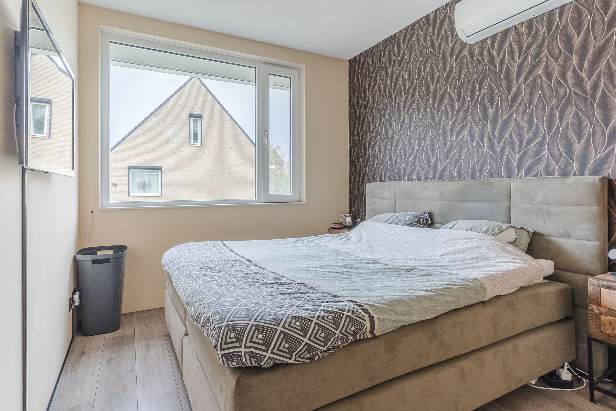 Foto 24 van Johan de Wittstraat 36