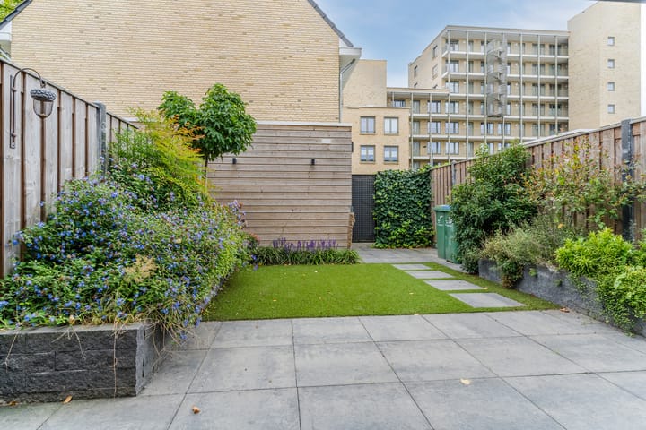 Foto 38 van Johan de Wittstraat 36