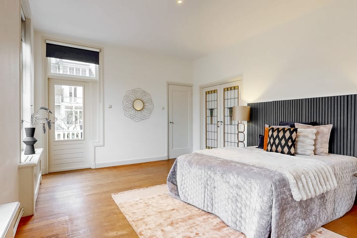 Photo 14 of Van de Spiegelstraat 21-A