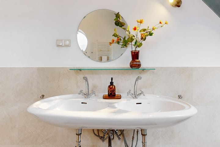 Photo 36 of Van de Spiegelstraat 21-A