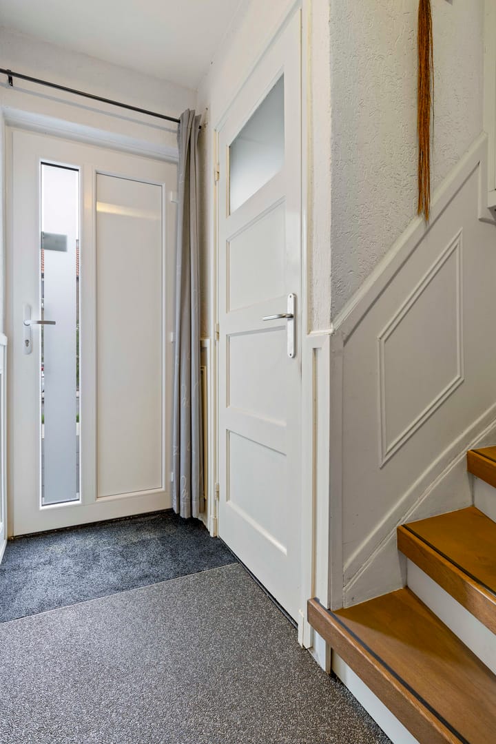 Photo 8 of Van Goudoeverstraat 58