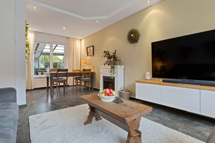 Photo 14 of Van Goudoeverstraat 58