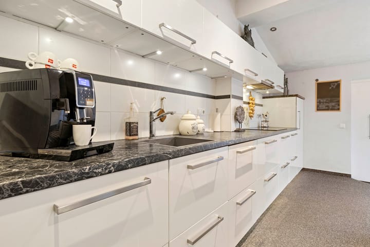 Photo 20 of Van Goudoeverstraat 58