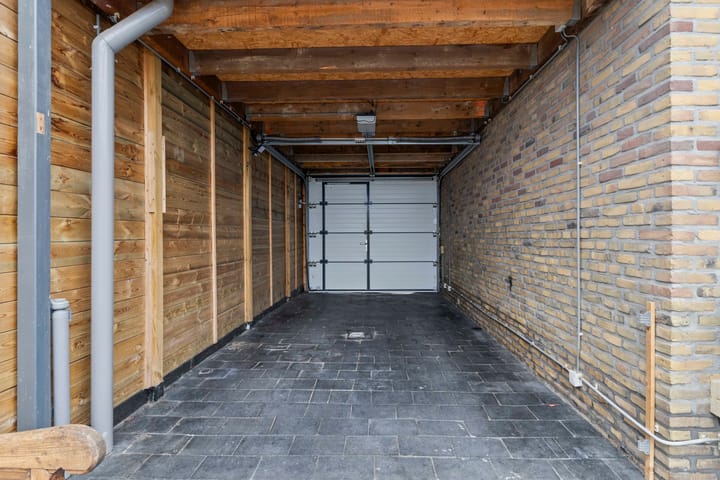 Photo 30 of Van Goudoeverstraat 58