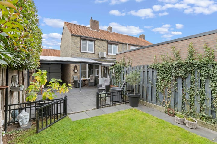 Photo 36 of Van Goudoeverstraat 58