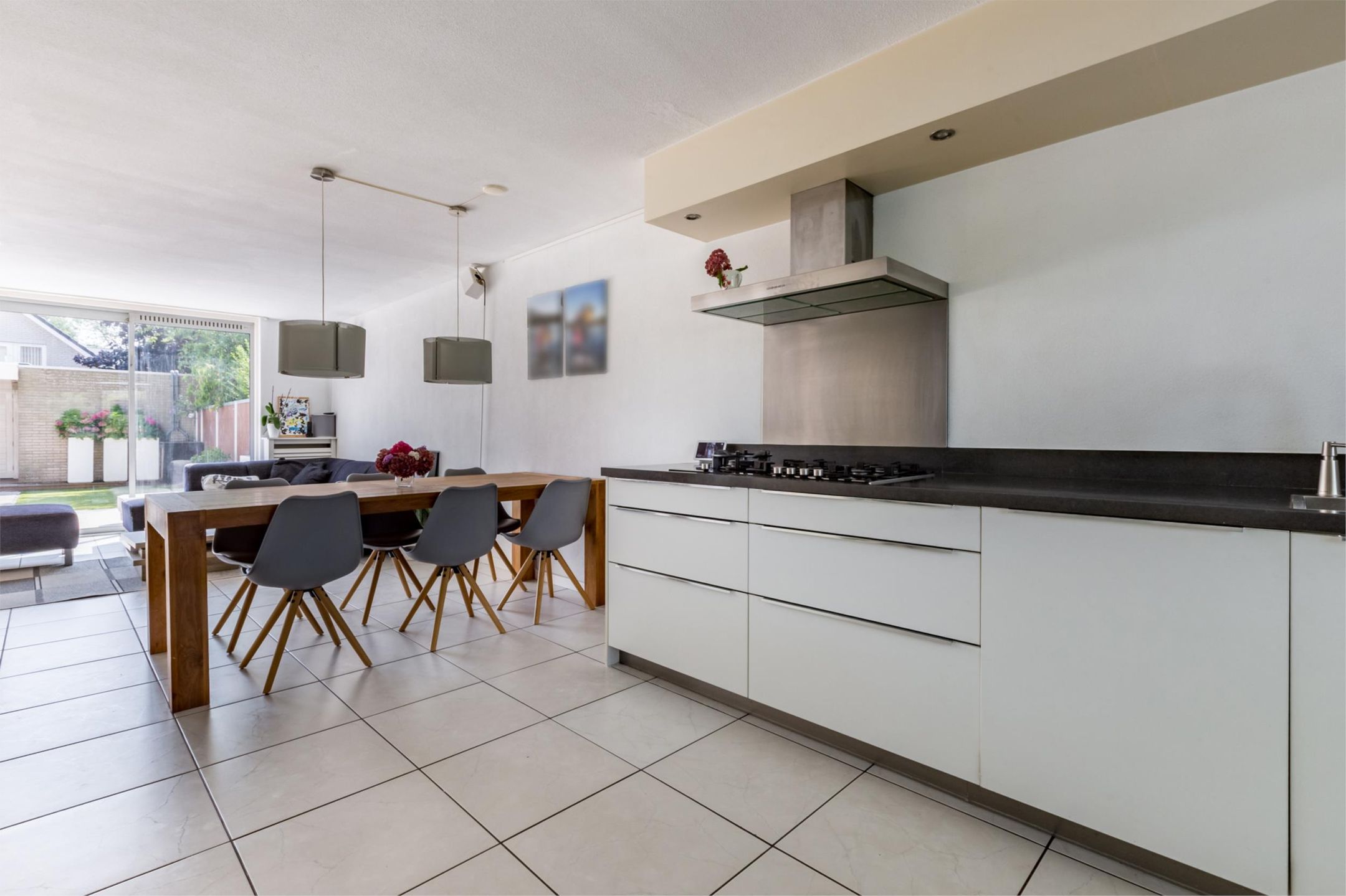 Photo 12 of Florazoom 9