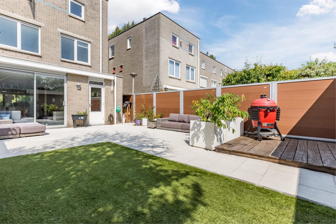 Photo 17 of Florazoom 9