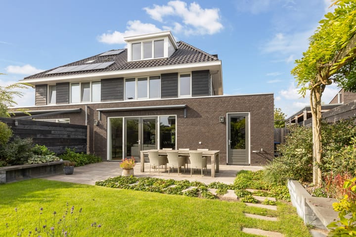 Foto 4 van Laurierkerspad 4