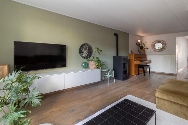 Photo 10 of Weert 51