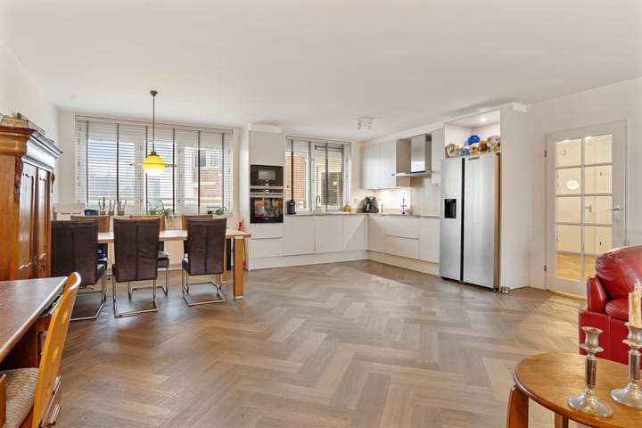 Gevers Deynootplein 174