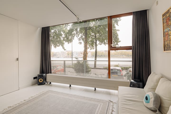 Foto 9 van Veemkade 1096