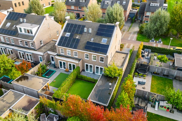 Foto 2 van Wereldtuinenlaan 9