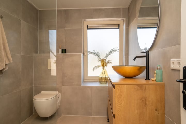 Foto 4 van Larixstraat 2