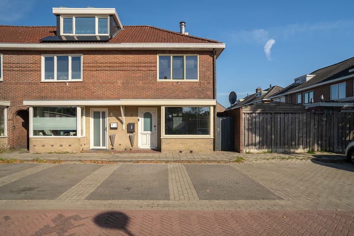 Foto 5 van Larixstraat 2