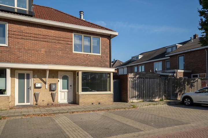 Foto 6 van Larixstraat 2