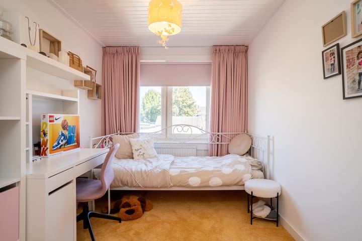 Foto 18 van Larixstraat 2