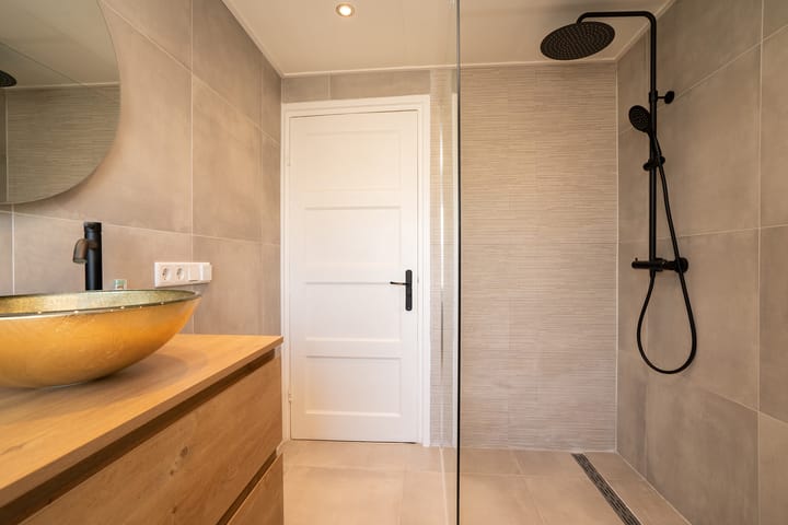 Foto 21 van Larixstraat 2