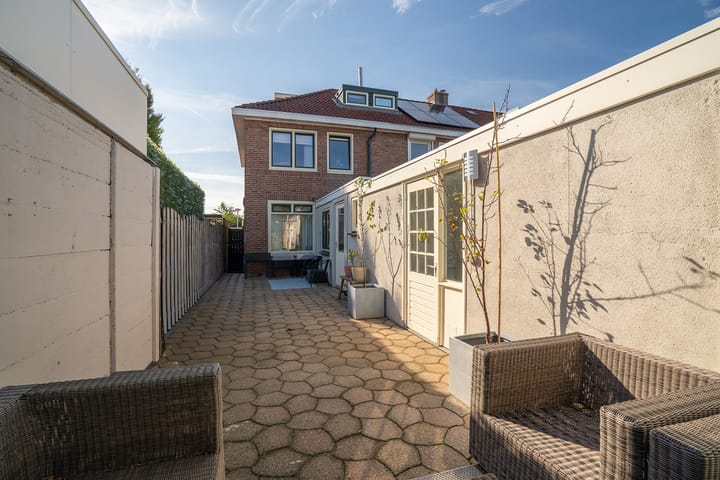 Foto 25 van Larixstraat 2