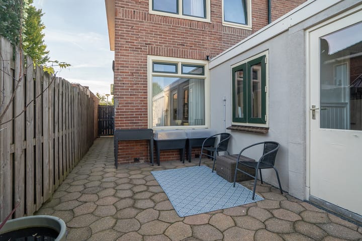 Foto 28 van Larixstraat 2