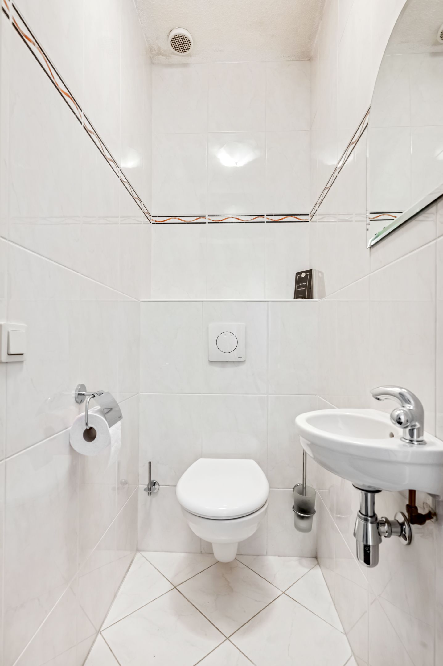 Photo 15 of Aldenhagelaan 17