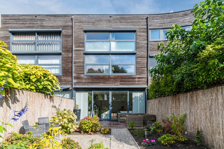 Photo 34 of Gombertstraat 55