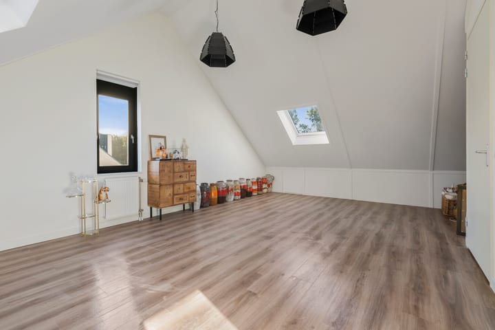 Foto 31 van Klaproos 7