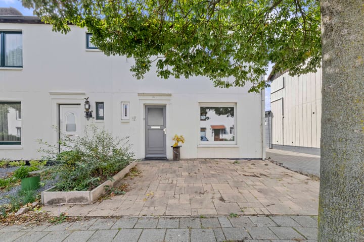 Photo 39 of Dr. Ariënsstraat 26