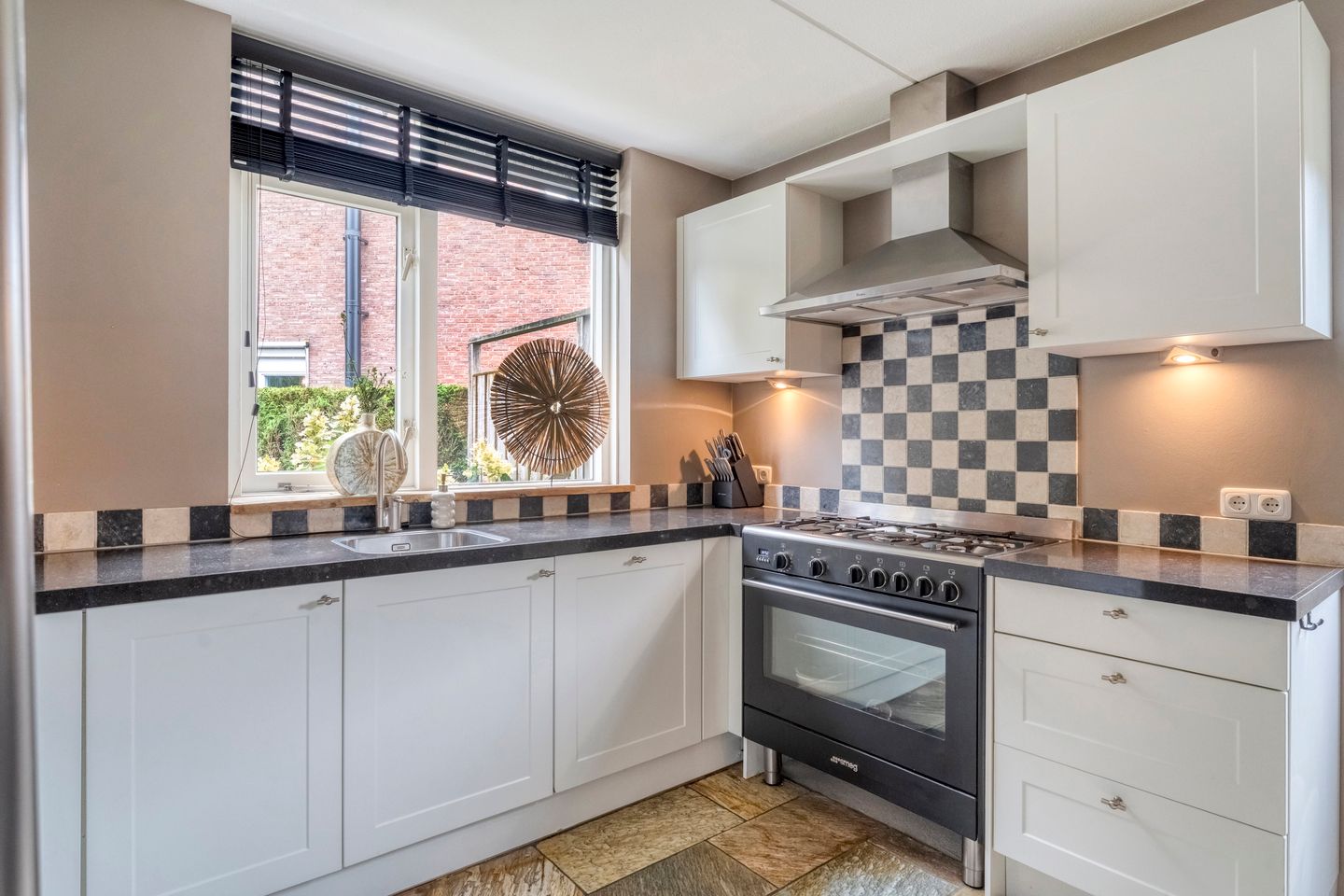 Photo 14 of Prins Hendrikerf 9