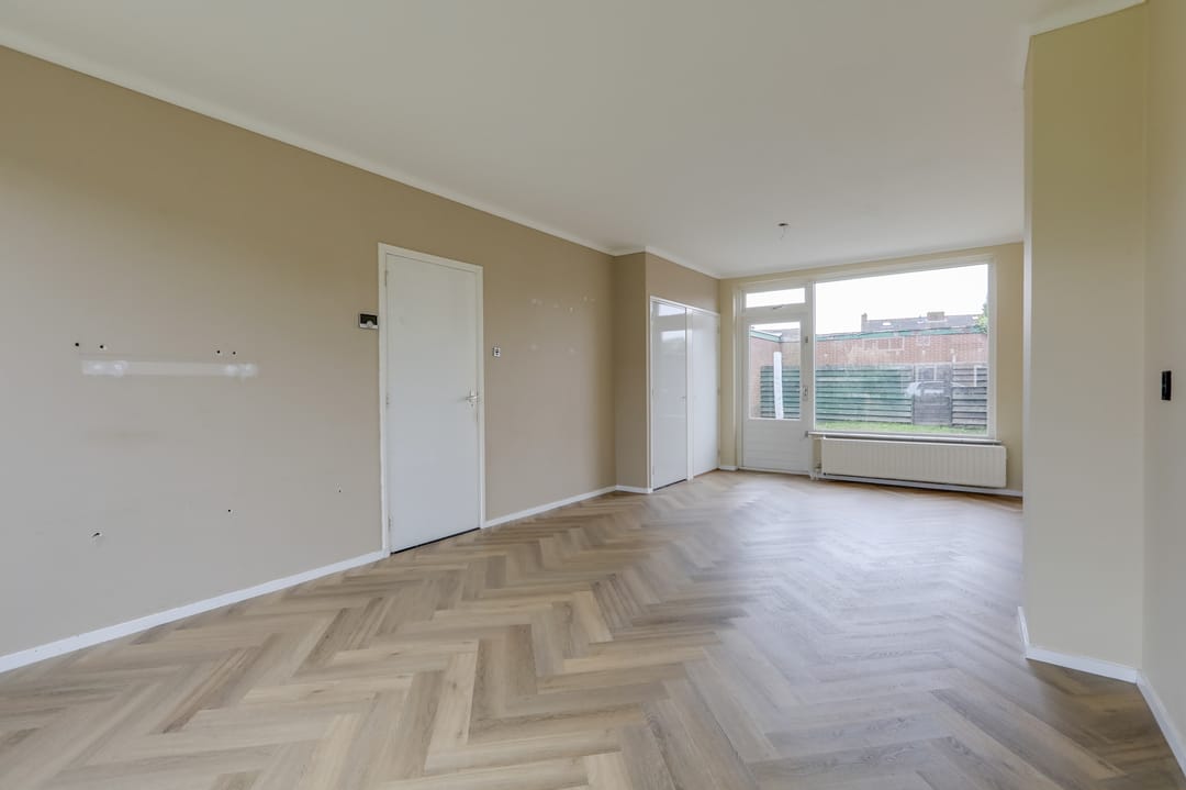 Foto 13 van van Schaikstraat 6-C