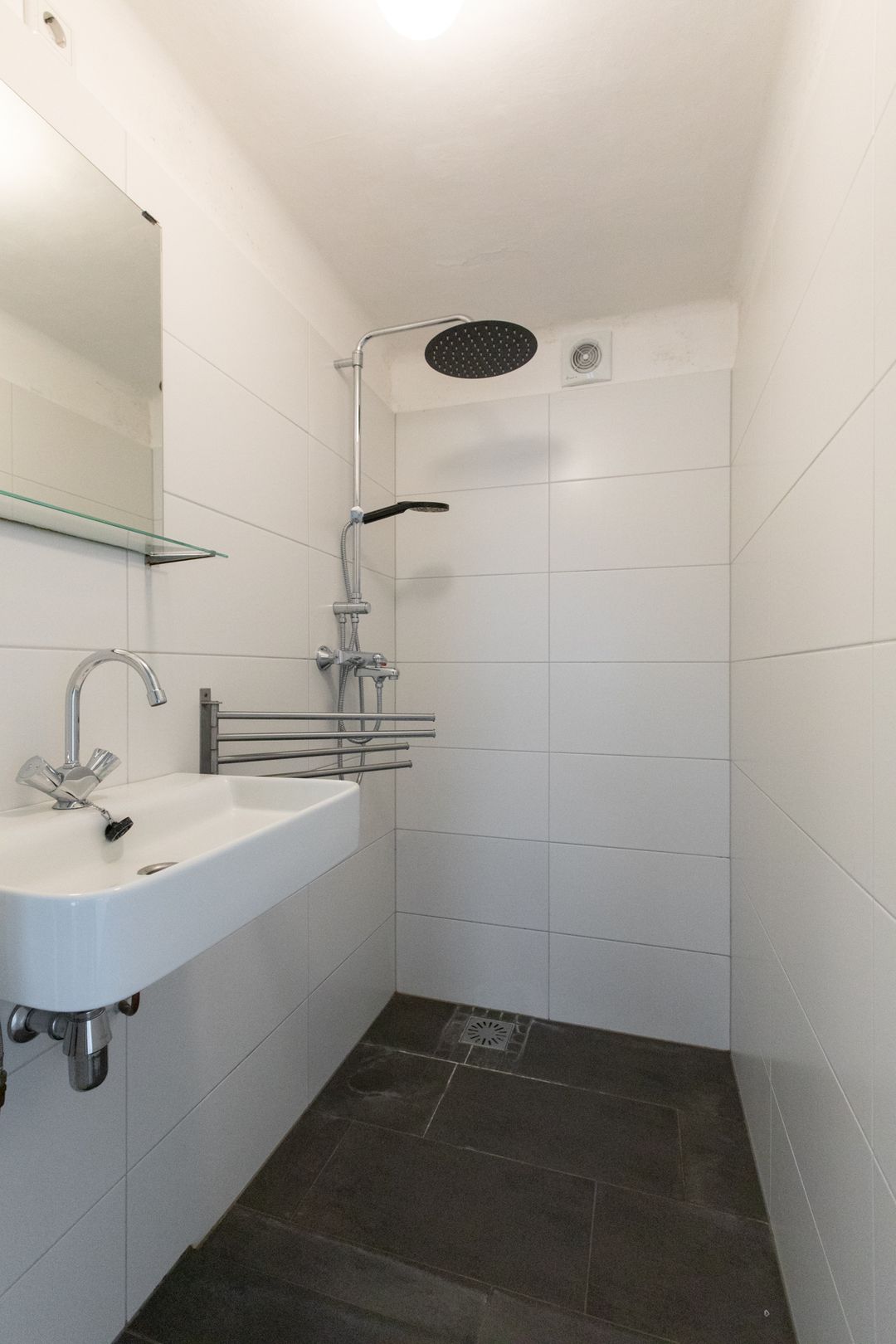 Foto 28 van van Schaikstraat 6-C