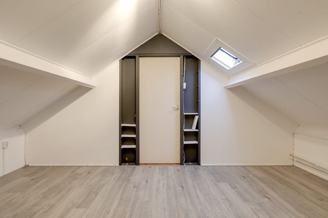 Foto 32 van van Schaikstraat 6-C