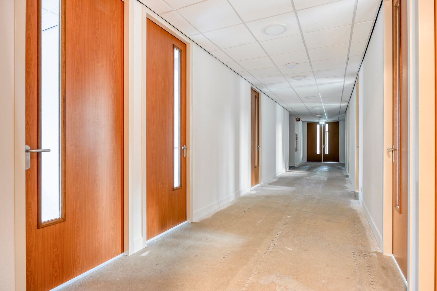 View photo 3 of Van Coulsterweg 11