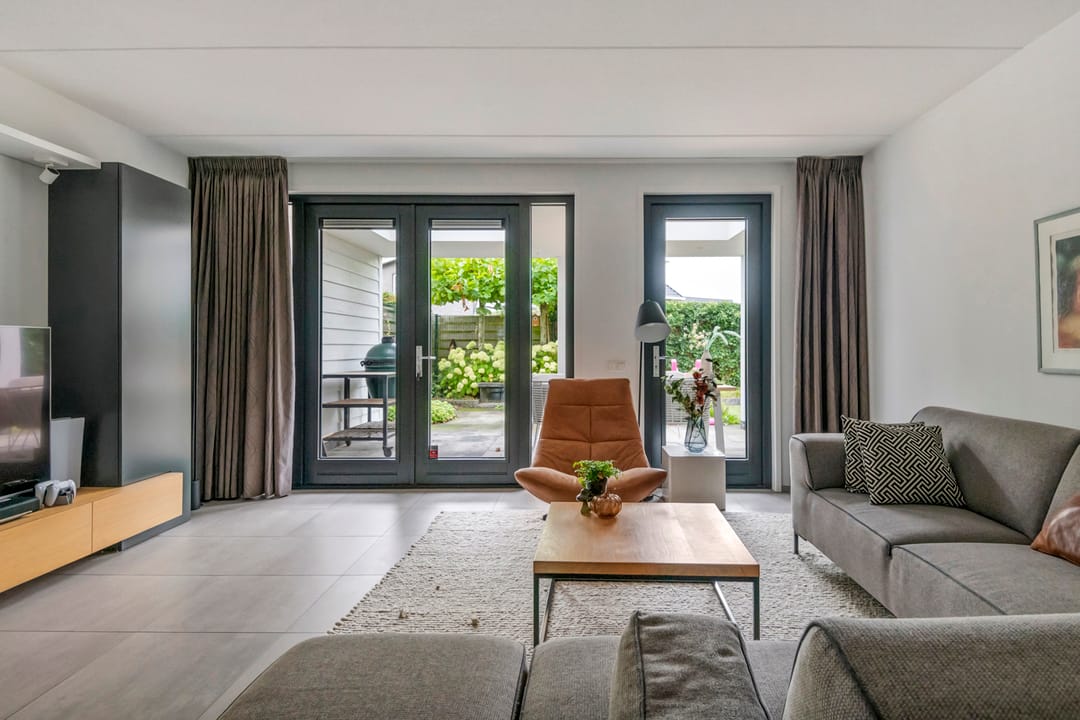 Foto 8 van Aardbeivlinder 46