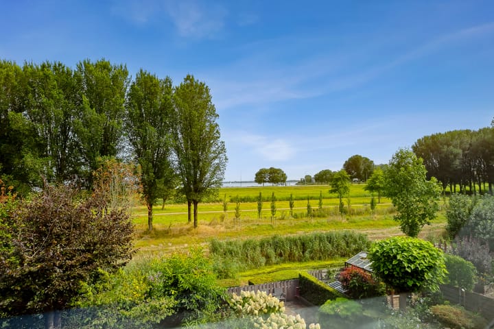 Foto 3 van Breezand 8