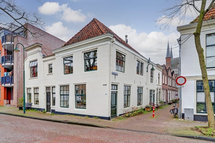 Foto 29 van Lange Willemsteeg 12