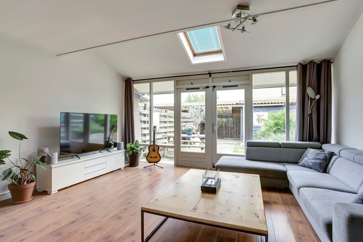 Foto 5 van Corridor 49