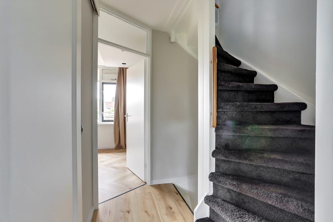 Foto 13 van Corridor 49