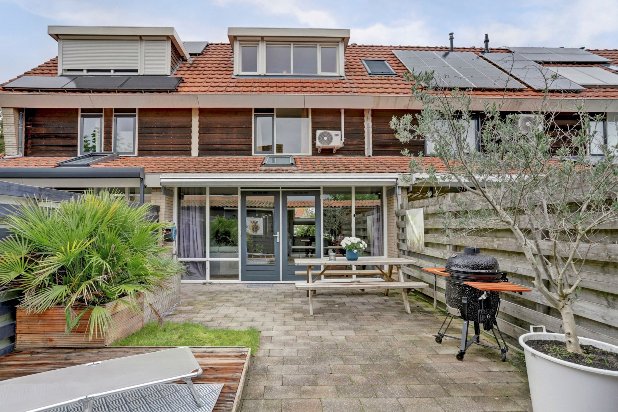 Foto 30 van Corridor 49