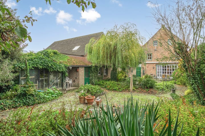 Photo 36 of Kloosterstraat 25