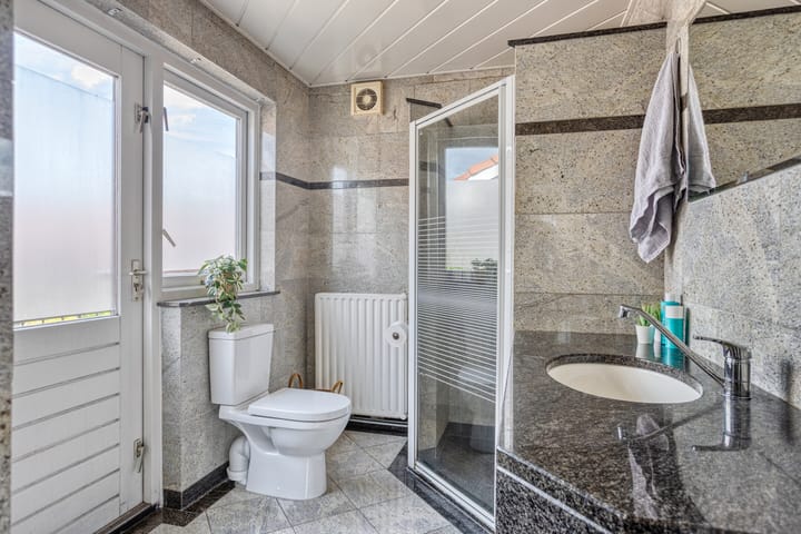 Foto 22 van Is. Sweersstraat 11