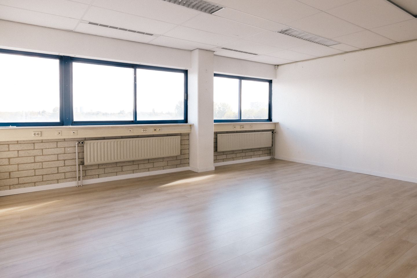 Bekijk foto 1 van Kabelweg 22