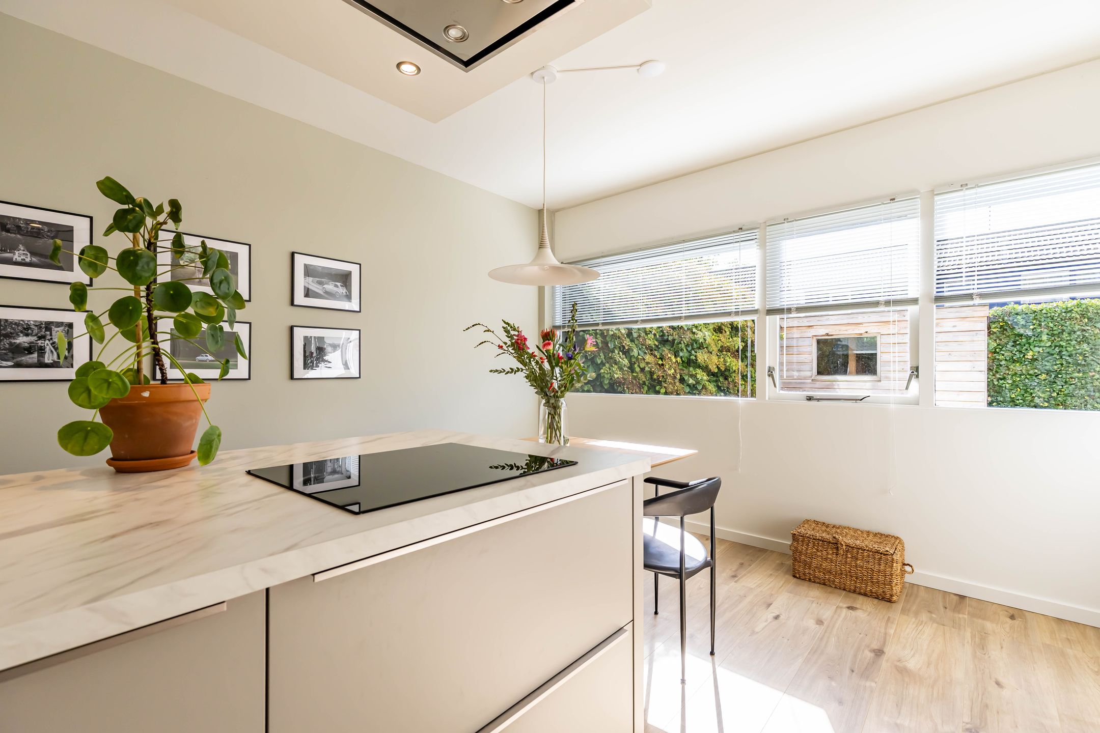 Photo 36 of Burgemeester van Panhuyslaan 15