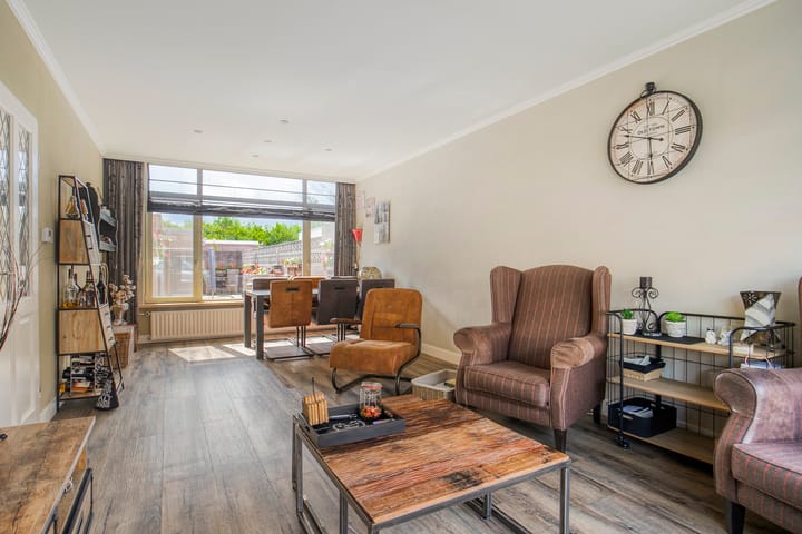 Foto 10 van Jupiter 56