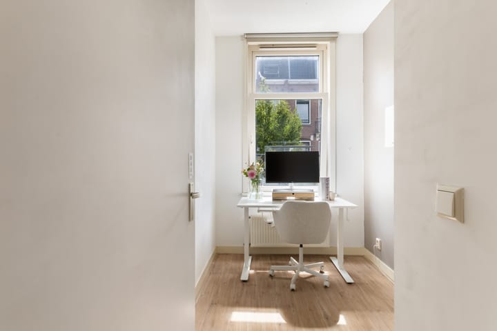 Photo 11 of Eerste Atjehstraat 113-2